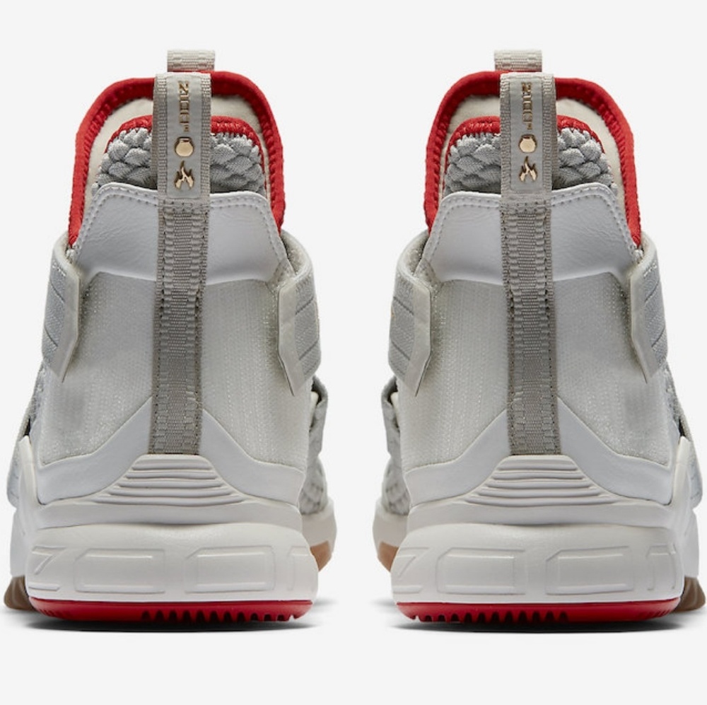 ☆New☆ Nike LeBron Soldier 12 Light Bone - Picture 7 of 8